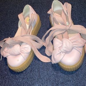 Shoes worn twice fits narrow